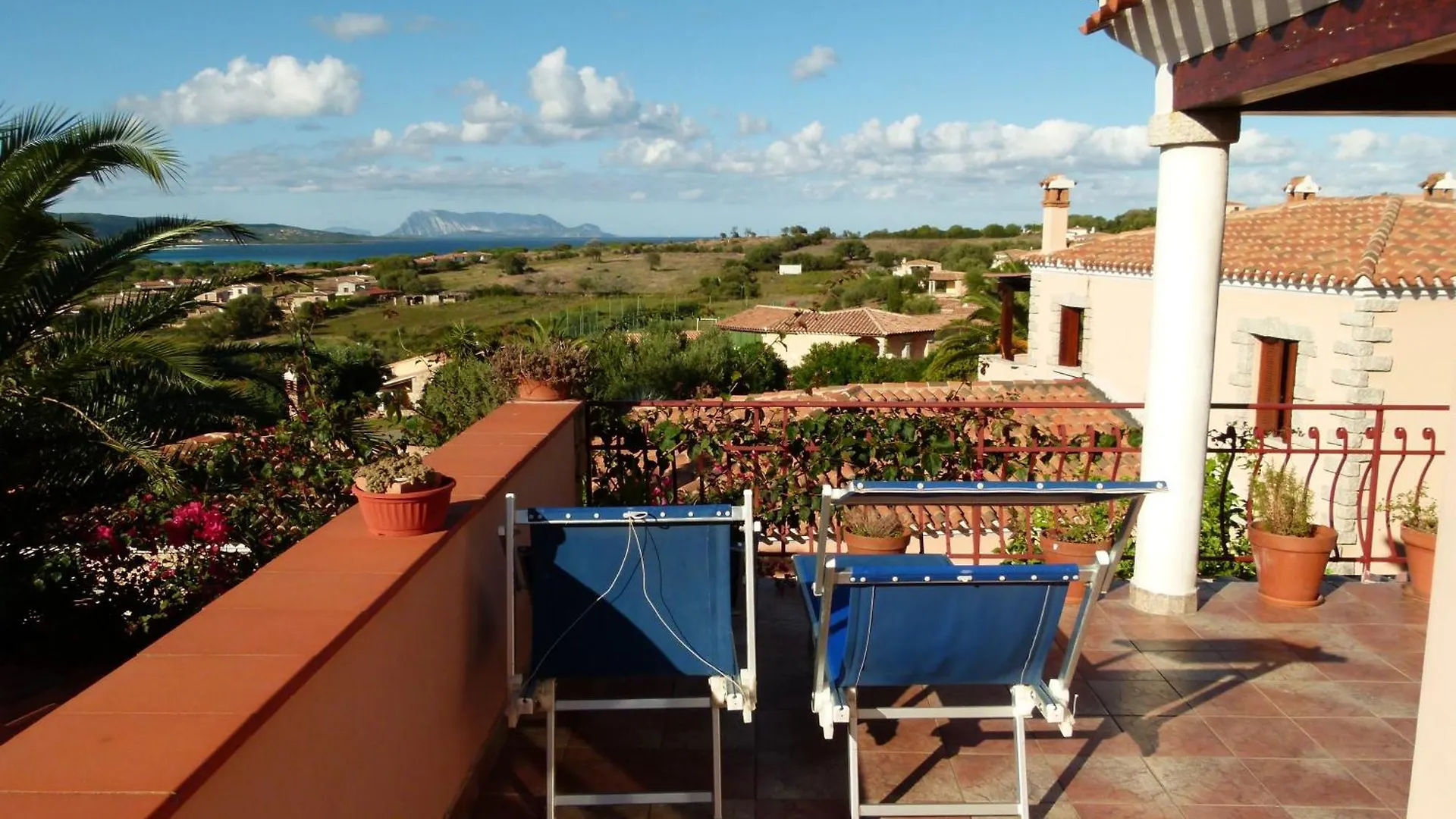 Borgo Le Logge Aparthotel Budoni